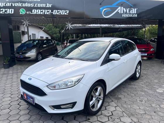 FORD FOCUS 1.6 SE PLUS 16V FLEX 4P MANUAL